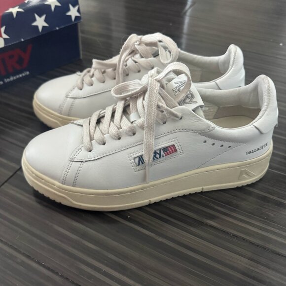 Autry Dallas Sneakers - Picture 1 of 6